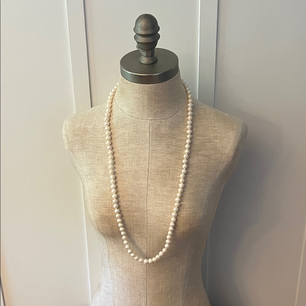 Classic Cream Pearl Necklace